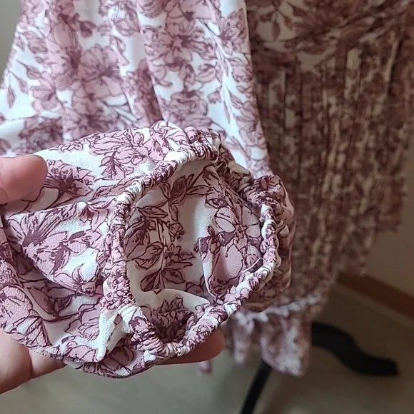 Ivy City Co Brynley Dress in Pink Size 1X - Picture 8 of 11